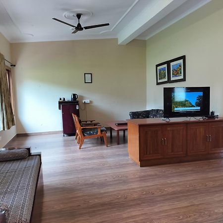 Garjia Bel-La Monde Hotel "Riverside" - Jim Corbett מראה חיצוני תמונה