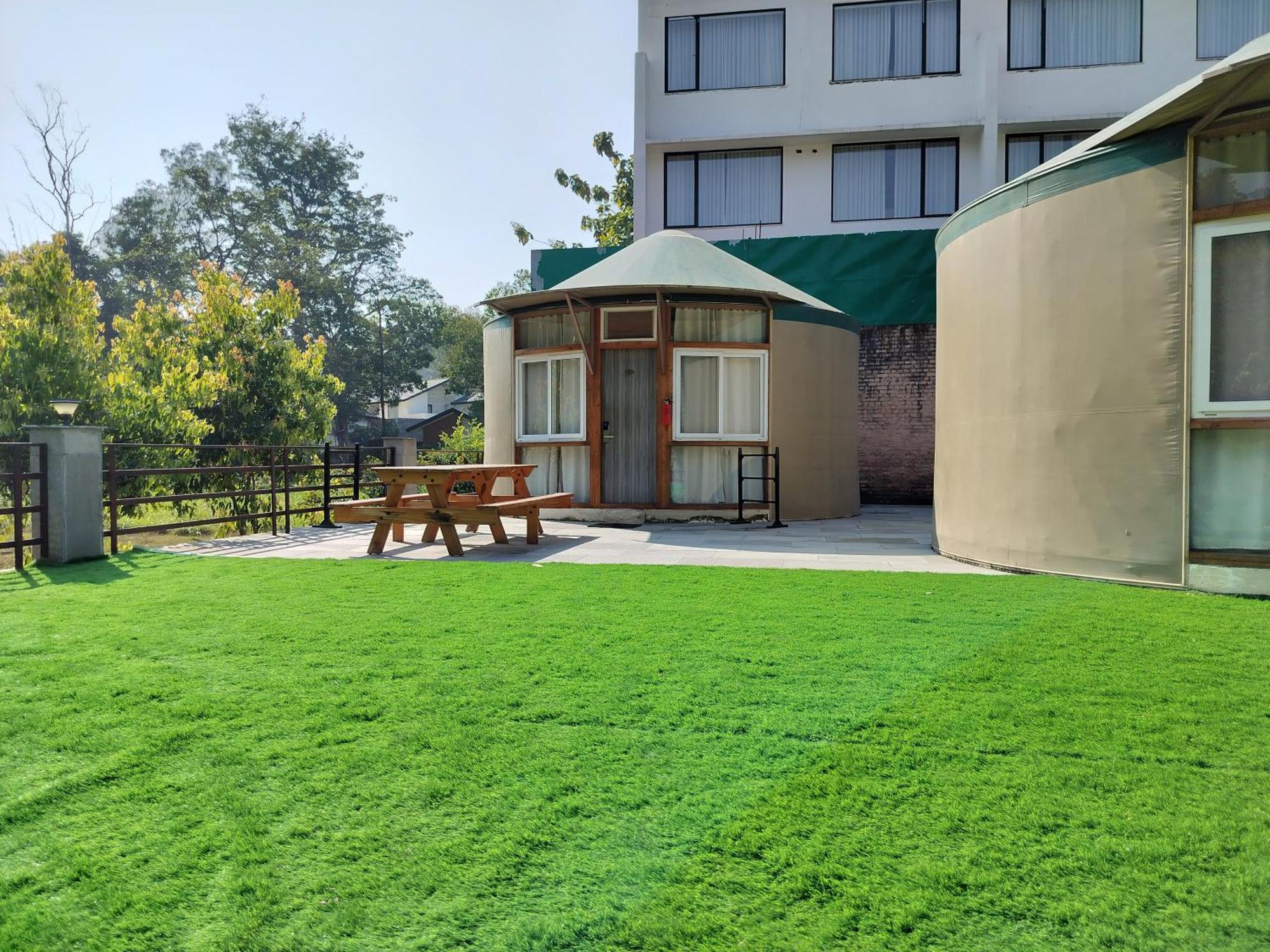 Garjia Bel-La Monde Hotel "Riverside" - Jim Corbett מראה חיצוני תמונה